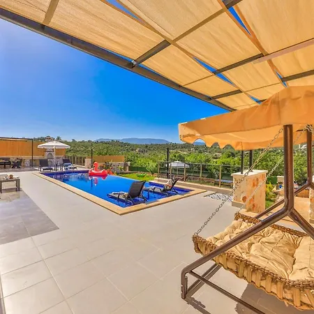 Isinda Konagi Villa Kaş