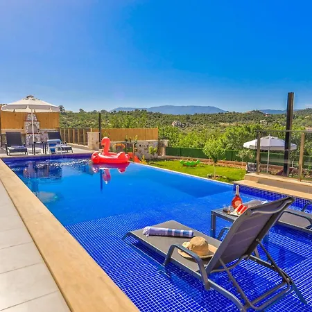 Isinda Konagi 빌라